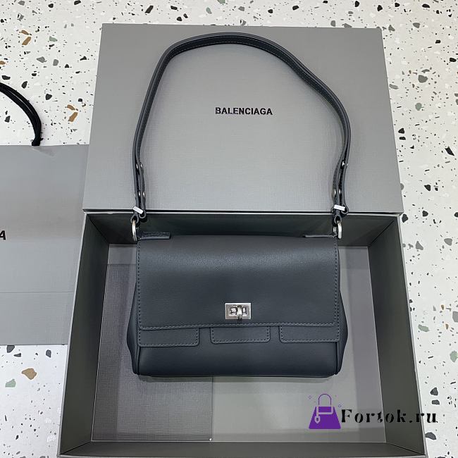 Fortok Balenciaga Bel Air Xs Flap Bag in Black Silver Hardware 23x5.5x18cm - 1