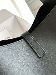 Fortok YSL Saint Laurent LE 5 À 7 hobo in grained leather Black 30 X 31 X 13cm - 4