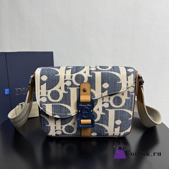 Fortok Dior Saddle Messenger Bag Blue and Beige Raffia-Effect Dior Oblique 23 x 17.5 x 6cm - 1