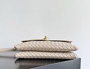 Fortok Bottega Veneta Knot Lock Light Cream Beige 25x16x5.5cm - 6