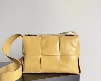 Fortok Bottega Veneta Arco Camera Bag Leather Yellow 28*18*9cm 