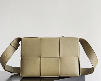 Fortok Bottega Veneta Arco Camera Bag Leather 28*18*9cm  