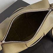 Fortok Bottega Veneta Arco Camera Bag Leather 28*18*9cm   - 2