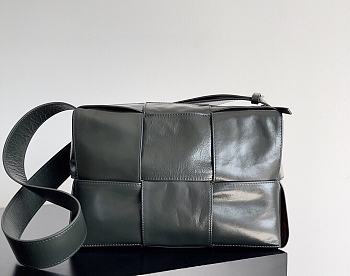 Fortok Bottega Veneta Arco Camera Bag Leather Dark Green 28*18*9cm 