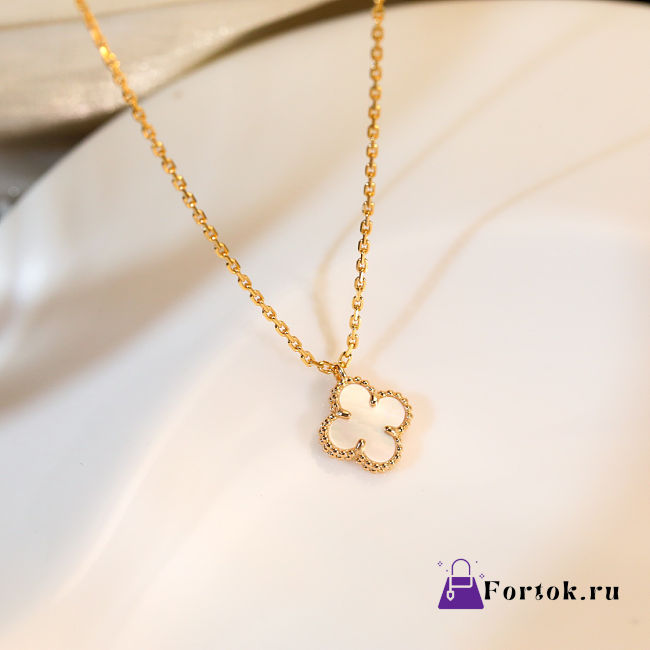 Fortok Van Cleef & Arpels Sweet Alhambra pendant Neckalce In yellow gold, Mother-of-pearl - 1