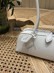 Fortok Alaïa Women's Le Teckel Bag White 27*9*8cm  - 5