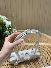 Fortok Alaïa Women's Le Teckel Bag White 27*9*8cm  - 2