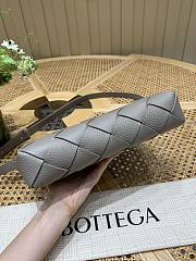 Fortok Bottega Veneta Diago Zipped Messenger Limestone 25*5*15cm  - 5
