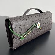 Fortok Bottega Veneta Andiamo Clutch Flower Fondant 31x13x3cm - 2