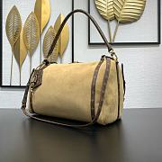 Fortok Louis Vuitton Express MM Hazelnut M26358 24 x 18.5 x 36 cm - 3