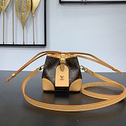 Fortok Louis Vuitton Bag Accessory Noé Purse Monogram 11.5 x 12 x 11.5 cm  - 1