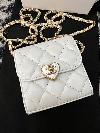 Fortok Chane Mini Quilted Lambskin CC Enamel Clutch with Chain Crossbody Bag White 11cm