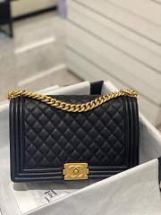 Fortok Chanel Boy Bag Large Caviar Black 17.5 x 28 x 7.5cm - 1