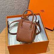 Fortok Hermes Lindy 19 Gold Clemence Leather Gold Hardware 19*13*9.5cm  - 5