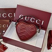 Fortok Gucci Heart-shaped GG Marmont Mini Bag Rouge 13.5 × 11.5 × 2.5 cm - 4