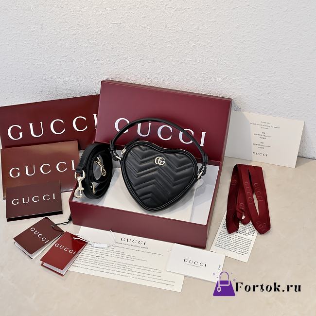 Fortok Gucci Heart-shaped GG Marmont Mini Bag Black 13.5 × 11.5 × 2.5 cm - 1