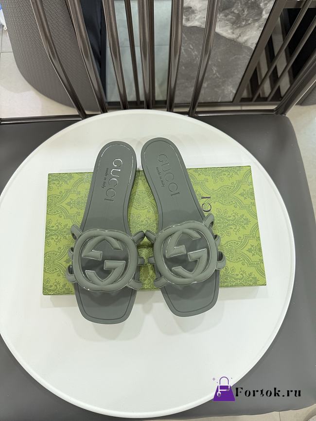 Fortok Gucci Interlocking G Slide Sandals Rubber Green - 1