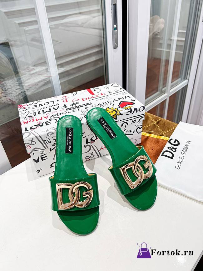Fortok Dolce & Gabbana D&G slippers patent leather Green - 1