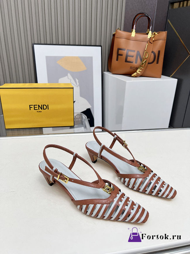 Fortok Fendi FFold Brown and matcha green leather low-heeled slingbacks 4cm  - 1