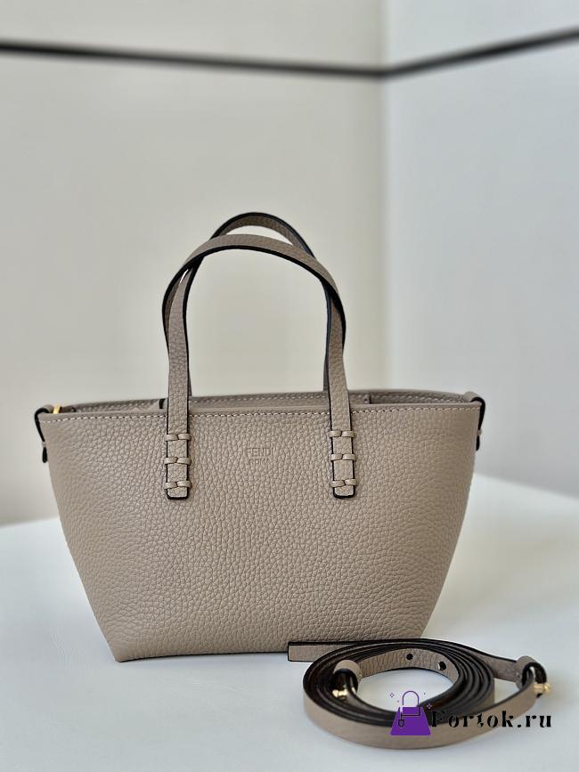 Fortok Fendi Mini Roll Dove grey Selleria mini-bag with 62 hand-sewn topstitches 15.5x11x13cm - 1