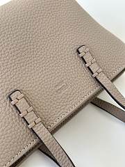 Fortok Fendi Mini Roll Dove grey Selleria mini-bag with 62 hand-sewn topstitches 15.5x11x13cm - 5