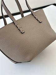 Fortok Fendi Mini Roll Dove grey Selleria mini-bag with 62 hand-sewn topstitches 15.5x11x13cm - 2
