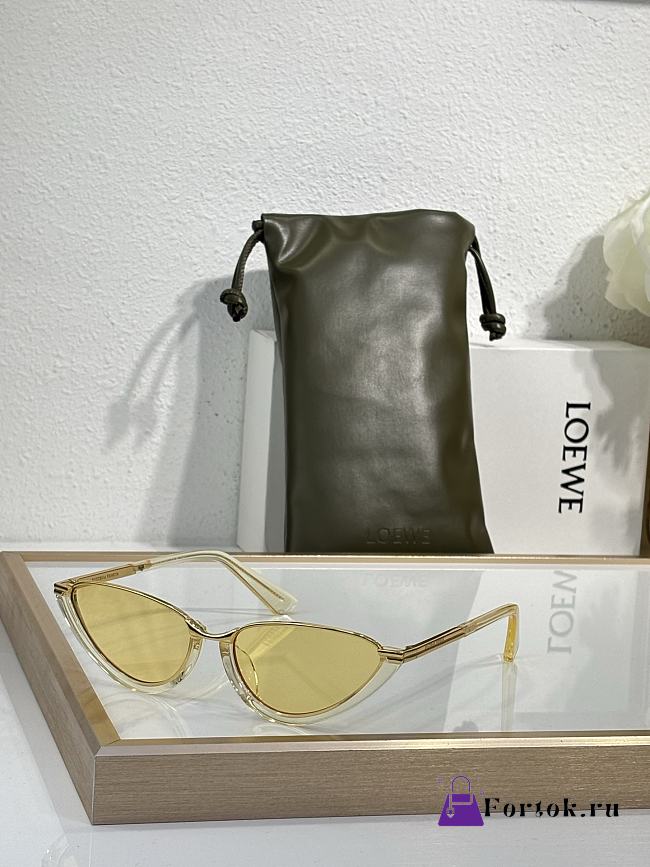 Fortok Bottega Veneta Triangle-shape sunglasses Multicolor - 1