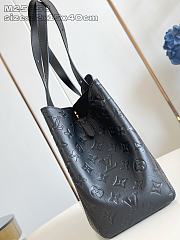 Fortok Louis Vuitton 2025 New Collection All In One PM Bag Black M25858 22 x 15 x 40cm  - 2