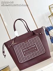 Fortok Louis Vuitton 25 New Reversible Neverfull Neverfull Inside Out MM Monogram Wine M25663 31 x 28 x 14 cm - 1