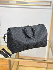 Fortok Louis Vuitton Keepall Bandoulière 45 in Monogram Eclipse canvas 45x27x20cm - 6
