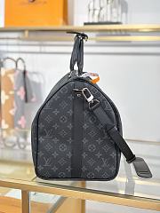Fortok Louis Vuitton Keepall Bandoulière 50 in Monogram Eclipse canvas 50x29x23cm - 5