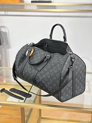Fortok Louis Vuitton Keepall Bandoulière 50 in Monogram Eclipse canvas 50x29x23cm - 3