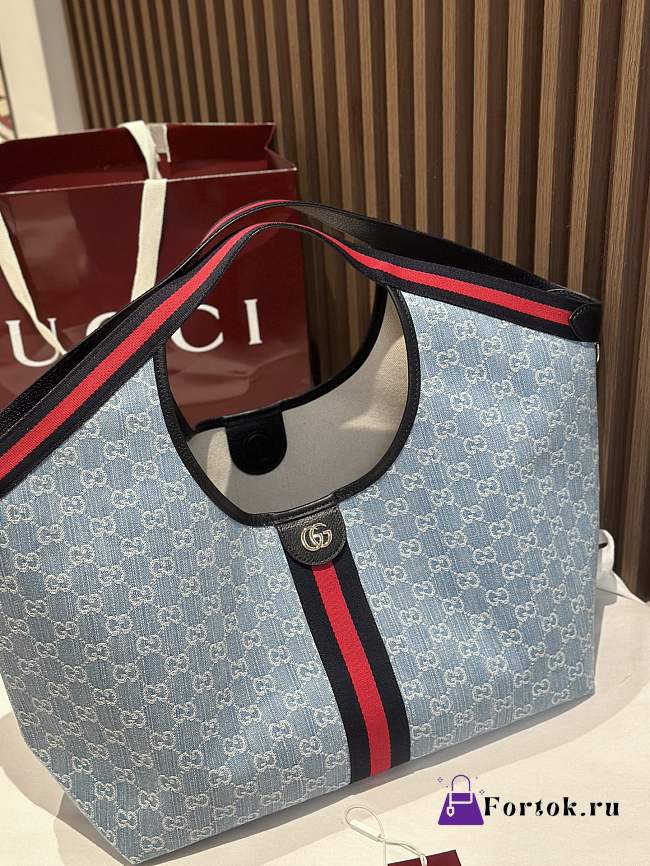 Fortok Gucci Giglio large tote bag in blue and white GG denim with Web trim 60 x 47 x 16cm - 1