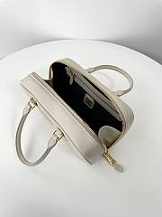 Fortok Miu Miu Arcadie Leather Medium Bag Ivory 12×27×9cm - 6
