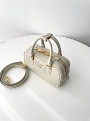 Fortok Miu Miu Arcadie Leather Small Bag Ivory 10.5×22×7.5cm - 5