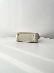 Fortok Miu Miu Arcadie Leather Small Bag Ivory 10.5×22×7.5cm - 2