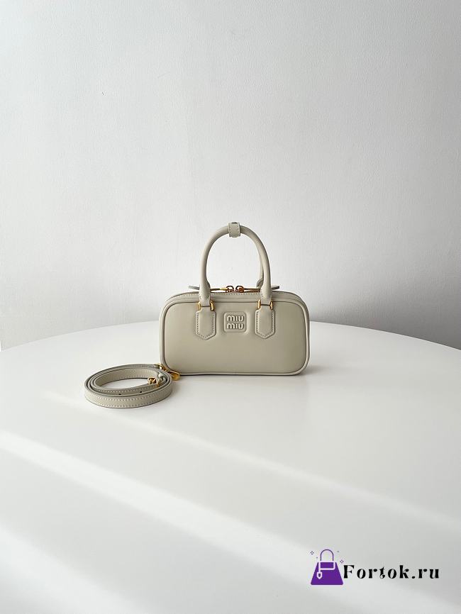 Fortok Miu Miu Arcadie Leather Mini Bag Ivory 10×19×5cm - 1