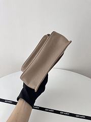 Fortok Saint Laurent Women's Niki Baby Shoulder Bag in Vintage Leather Brown 21x16x7.5cm - 6