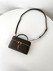 Fortok Saint Laurent Gaby Vanity Bag in Lambskin Green 18x11x6.5cm - 3