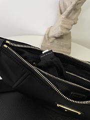 Fortok Prada Re-Nylon Demi-lune shoulder bag Black 30 x 13.5 x 6cm - 5