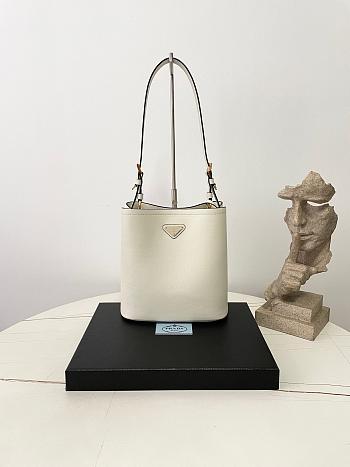 Fortok Prada Medium leather bag White 21.5×22.5×13cm