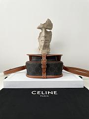 Fortok Celine Medium Folco Bag In Triomphe Canvas And Calfskin Leather 18 X 17 X 6.5cm - 4