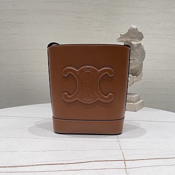 Fortok Celine Small Bucket Cuir Triomphe Shoulder Bag in smooth calfskin leather Brown 30x22x13cm