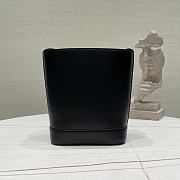 Fortok Celine Small Bucket Cuir Triomphe Shoulder Bag in smooth calfskin leather Black 30x22x13cm - 2
