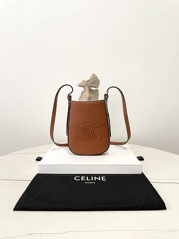 Fortok Celine Supple Calfskin Medium Triomphe Heloise Shoulder Bag in Tan 15×19.5×3cm