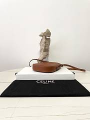 Fortok Celine Supple Calfskin Medium Triomphe Heloise Shoulder Bag in Tan 15×19.5×3cm - 2