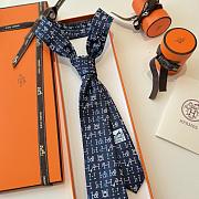 Fortok Hermès Navy Blue Silk Printed Tie  - 1