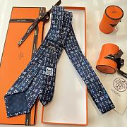 Fortok Hermès Navy Blue Silk Printed Tie  - 4