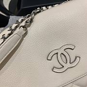 Fortok Chanel Handbag Caviar in Ivory 32 x 7.5 x 19CM - 4
