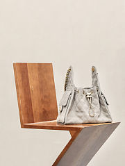 Fortok Chanel hobo bag Chanel 25 Small handbag in light Taupe 30*26*14cm - 4
